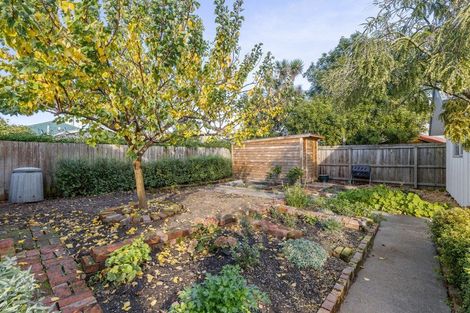 Photo of property in 36 Stapletons Road, Richmond, Christchurch, 8013