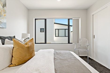 Photo of property in 24b Poinsettia Place, Henderson, Auckland, 0610