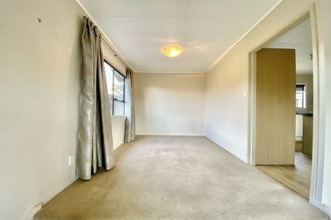 Photo of property in 12 Melia Grove, Goodwood Heights, Auckland, 2105
