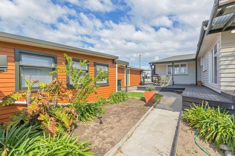 Photo of property in 17 Andrews Street, Foxton Beach, Foxton, 4815