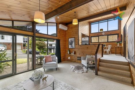 Photo of property in 87 Allington Road, Karori, Wellington, 6012