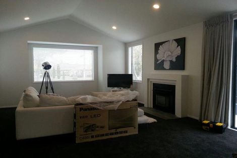 Photo of property in 42 Tarnica Road, Northpark, Auckland, 2013