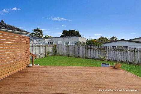 Photo of property in 37 Hooper Avenue, Pukekohe, 2120