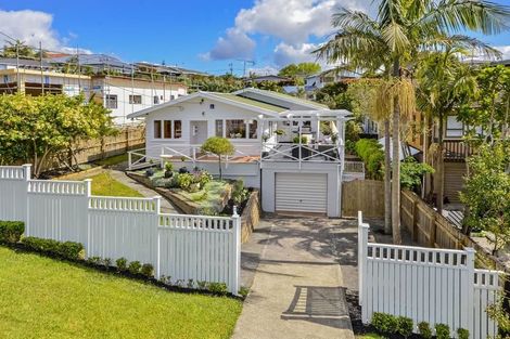 Photo of property in 51 Killarney Avenue, Torbay, Auckland, 0630