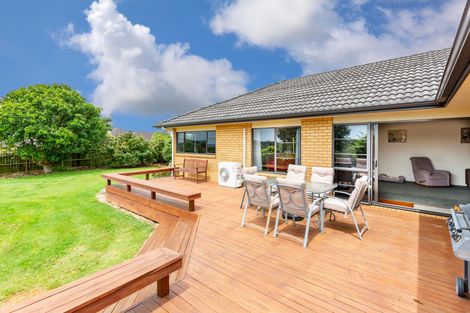 Photo of property in 112 Butcher Road, Pukekohe, 2120