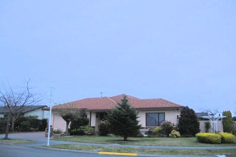 Photo of property in 28 Balmoral Street, Taradale, Napier, 4112