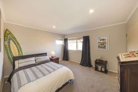 Photo of property in 30 Kilkenny Place, Fitzherbert, Palmerston North, 4410