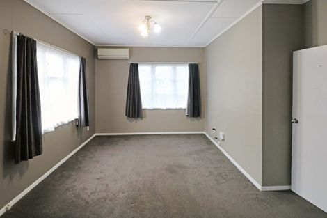 Photo of property in 2/28 Hall Crescent, Epuni, Lower Hutt, 5011