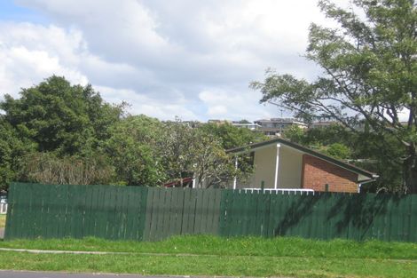 Photo of property in 2156/142 Lake Road, Northcote, Auckland, 0627