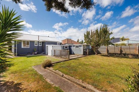 Photo of property in 28 Hulme Street, Roslyn, Palmerston North, 4414