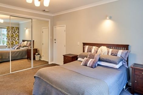 Photo of property in 10 Ngatitoa Street, Tawa, Wellington, 5028