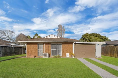 Photo of property in 9 Chibnall Place, Conifer Grove, Takanini, 2112