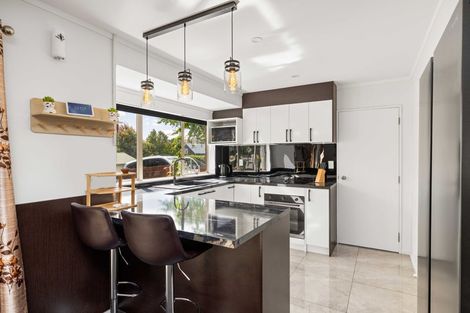 Photo of property in 9a Portland Street, Welcome Bay, Tauranga, 3112