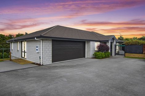 Photo of property in 4 Rolling Stone Rise, Tikipunga, Whangarei, 0112