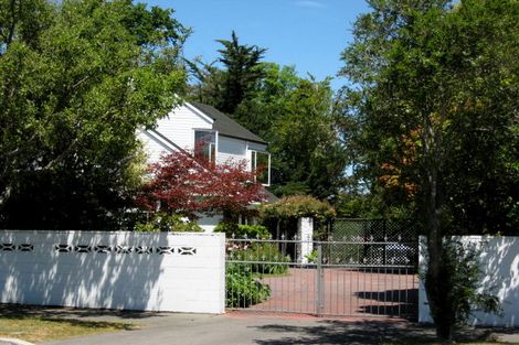 Photo of property in 481 Avonhead Road, Avonhead, Christchurch, 8042
