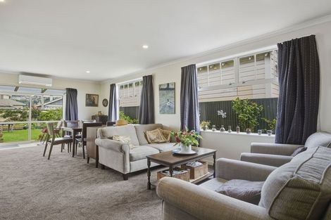 Photo of property in 11 Hargest Crescent, Saint Kilda, Dunedin, 9012