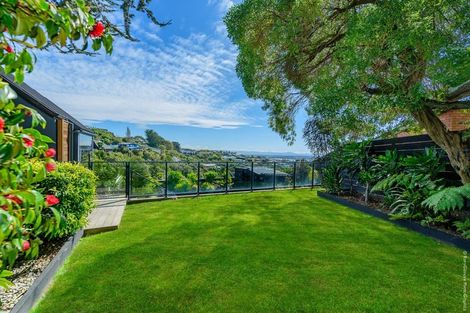 Photo of property in 11 Toledo Place, Mount Pleasant, Christchurch, 8081