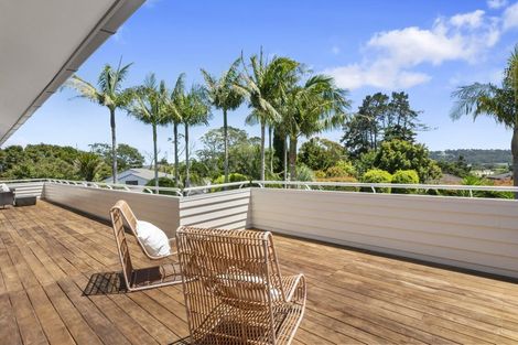 Photo of property in 12a Wainoni Heights, Greenhithe, Auckland, 0632