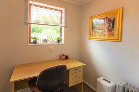 Photo of property in 32a Mahana Road, Paraparaumu Beach, Paraparaumu, 5032