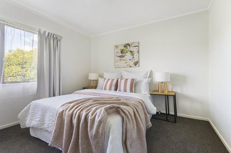 Photo of property in 1/729 Swanson Road, Swanson, Auckland, 0612