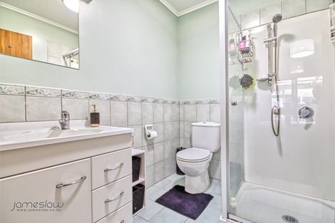 Photo of property in 39 Rhinevale Close, Henderson, Auckland, 0612