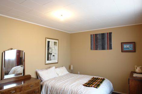 Photo of property in 33 Gloucester Street, Patea, 4520