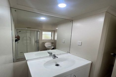 Photo of property in 61a Rogan Street, Mount Roskill, Auckland, 1041