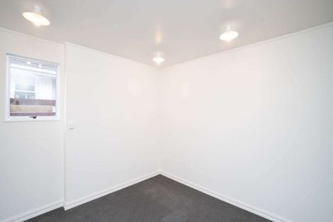 Photo of property in 6 Capri Place, Awapuni, Palmerston North, 4412