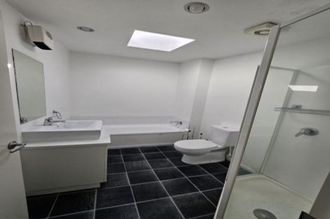 Photo of property in 4/62 Burke Street, Addington, Christchurch, 8024