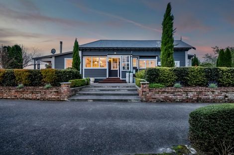 Photo of property in 104 Pitt Road, Hillsborough, New Plymouth, 4372