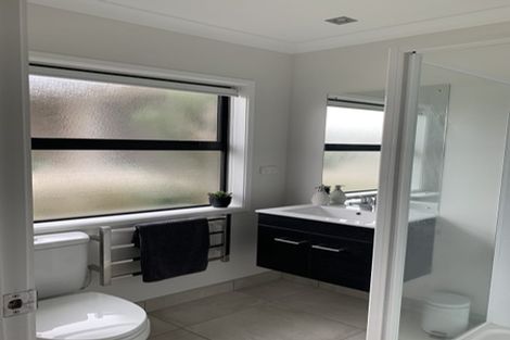 Photo of property in 79 Maylee Crescent, Gulf Harbour, Whangaparaoa, 0930