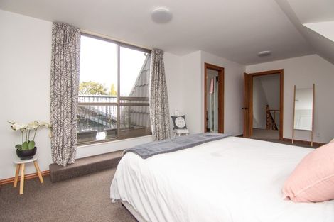 Photo of property in 417a Ruahine Street, Terrace End, Palmerston North, 4410