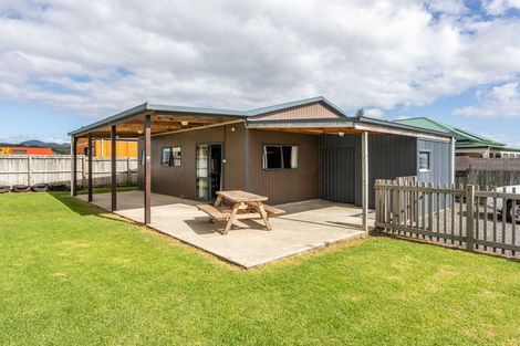 Photo of property in 2 Koromiko Drive, Coromandel, 3506