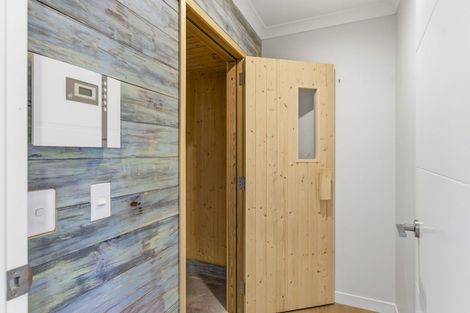 Photo of property in 1 Te Naihi Place, Paraparaumu, 5032