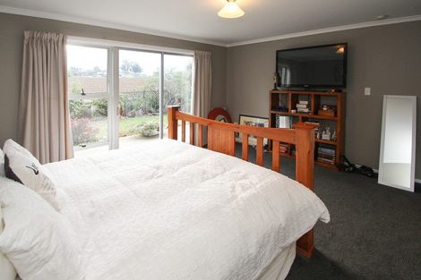 Photo of property in 104 Perth Street, Holmes Hill, Oamaru, 9401