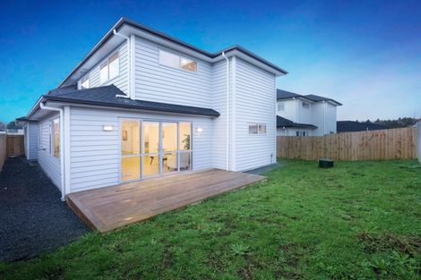 Photo of property in 10 Rauaruhe Road, Karaka, Papakura, 2113