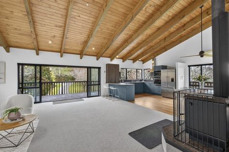 Photo of property in 1a Lismore Street, Strandon, New Plymouth, 4312