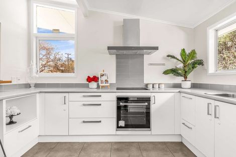 Photo of property in 116 Birkdale Road, Birkdale, Auckland, 0626