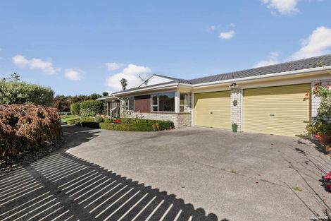 Photo of property in 495 Great South Road, Opaheke, Papakura, 2113