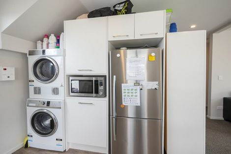 Photo of property in 80a Manor Place, Dunedin Central, Dunedin, 9016