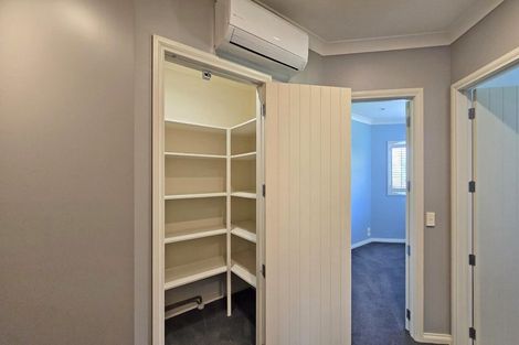 Photo of property in 72 Kent Terrace, Taradale, Napier, 4112