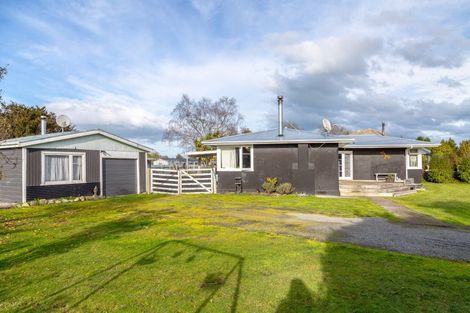 Photo of property in 27 Kummer Crescent, Masterton, 5810