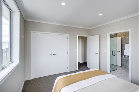 Photo of property in 15 West Place, Greenmeadows, Napier, 4112