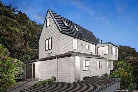 Photo of property in 1 Paparata Street, Karori, Wellington, 6012