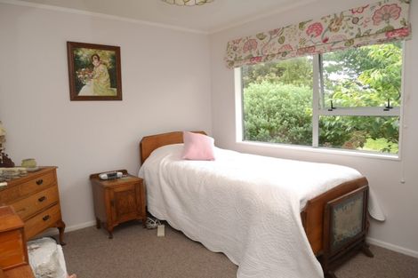 Photo of property in 38 Rosewood Place, Paraparaumu, 5032