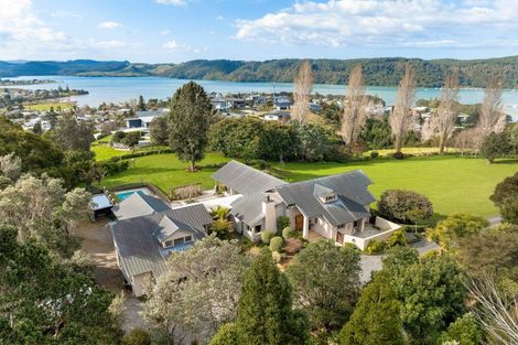 Photo of property in 21 Manuka Drive, Whangamata, 3691