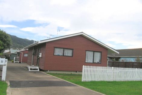 Photo of property in 11b Oxford Street, Tawa, Wellington, 5028