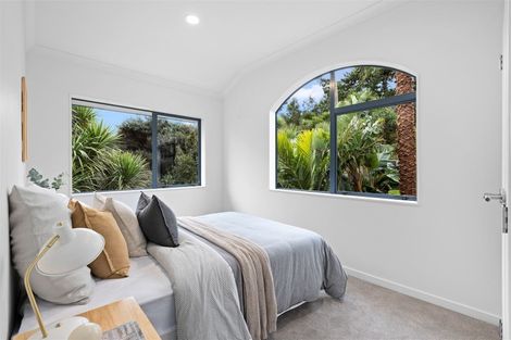 Photo of property in 46 Ballymore Drive, Pinehill, Auckland, 0632