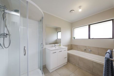 Photo of property in 205a Fitzherbert Avenue, West End, Palmerston North, 4410