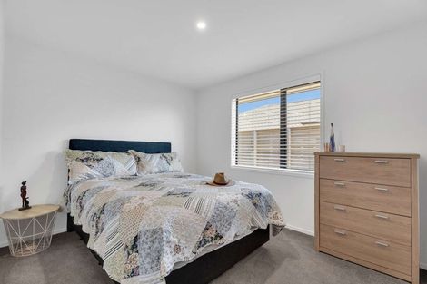 Photo of property in 4 Ronomor Place, Whitianga, 3510